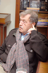 АКСЕНОВ
