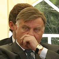В.ЯКУНИН